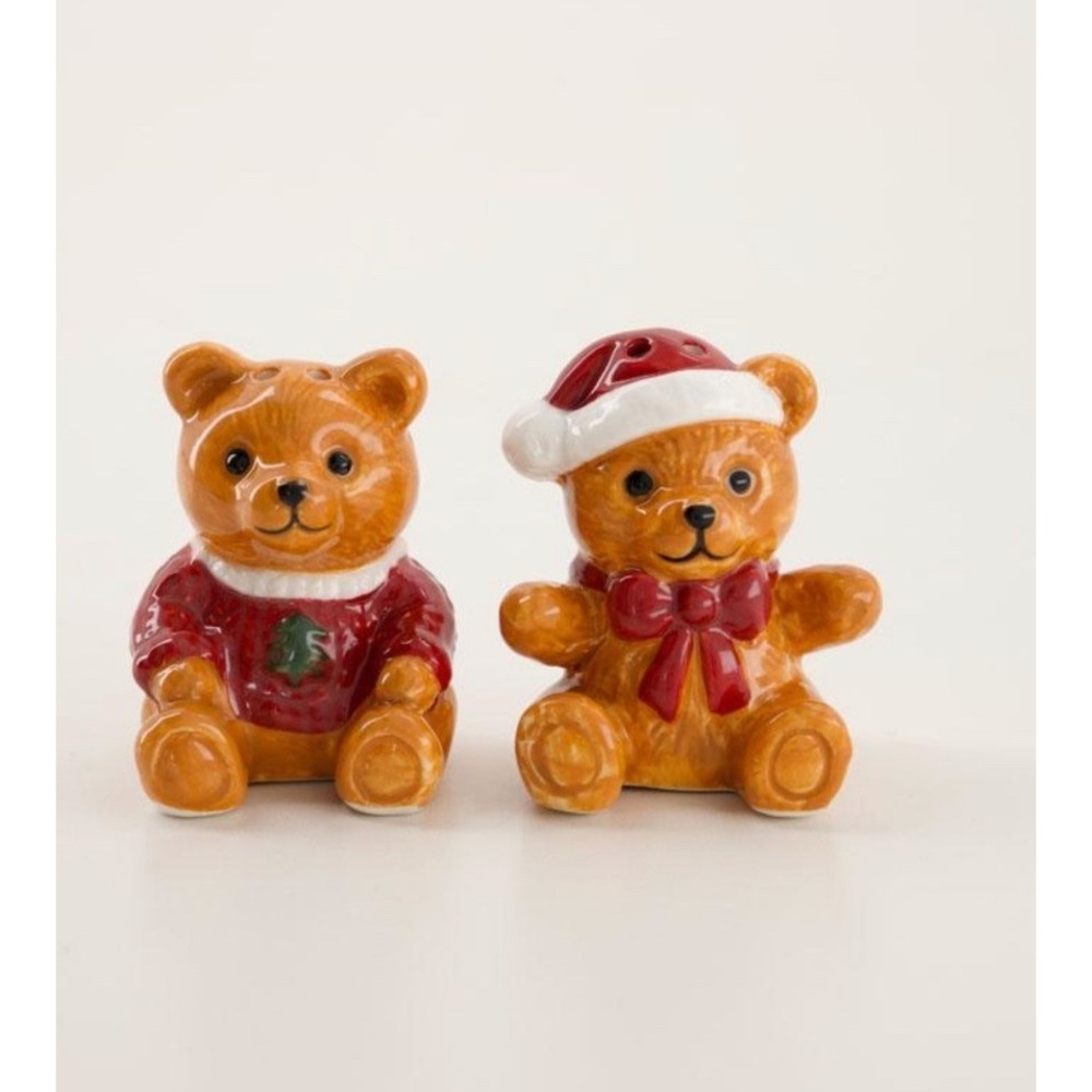 Cracker Barrel Christmas Teddy Bear Salt and Pepper Ceramic Shakers NEW 2026